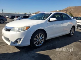 TOYOTA CAMRY XLE V6