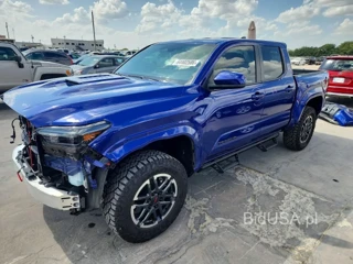 TOYOTA TACOMA TRD SPORT