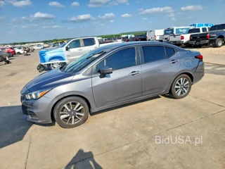 NISSAN VERSA SV
