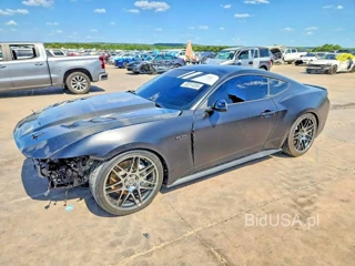FORD MUSTANG GT