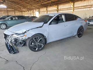 NISSAN ALTIMA SR