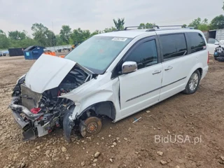CHRYSLER TOWN & COUNTRY LIMITED