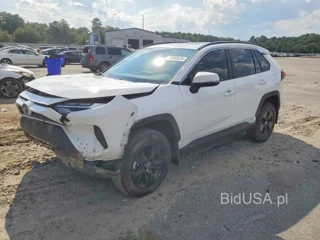 TOYOTA RAV4 HYBRID XLE