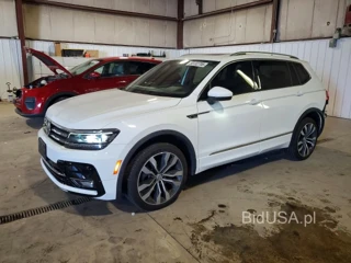 VOLKSWAGEN TIGUAN SEL PREMIUM R-LINE