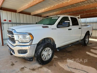 RAM 2500 TRADESMAN