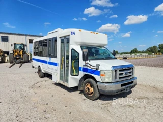 FORD ECONOLINE E450 SUPER DUTY CUTAWAY VAN
