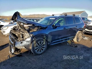 VOLVO XC90 T5 MOMENTUM