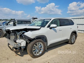 TOYOTA GRAND HIGHLANDER PLATINUM