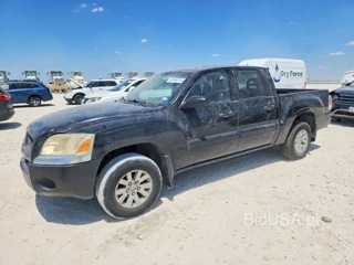 MITSUBISHI RAIDER LS