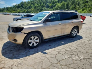 TOYOTA HIGHLANDER SE