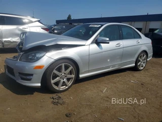 MERCEDES-BENZ C 300 4MATIC