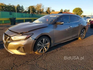 NISSAN MAXIMA SV