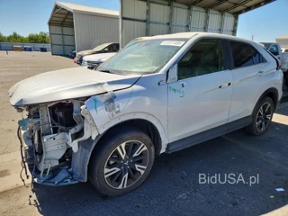MITSUBISHI ECLIPSE CROSS SE