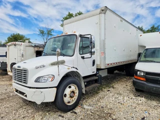 FREIGHTLINER M2