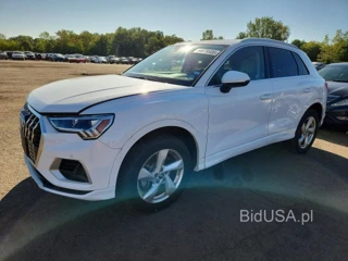 AUDI Q3 PREMIUM PLUS