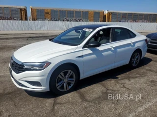 VOLKSWAGEN JETTA S