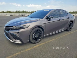 TOYOTA CAMRY XSE