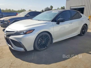 TOYOTA CAMRY XSE