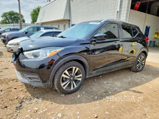 NISSAN KICKS SV