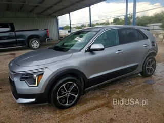 KIA NIRO LX