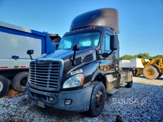 FREIGHTLINER CASCADIA 113