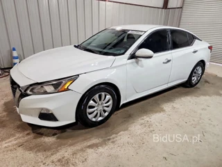 NISSAN ALTIMA S