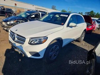 MERCEDES-BENZ GLC 300 4MATIC