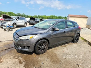 FORD FOCUS TITANIUM