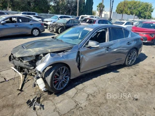 INFINITI Q50 RED SPORT 400