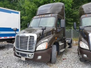FREIGHTLINER CASCADIA 113