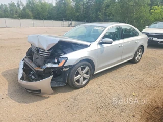 VOLKSWAGEN PASSAT SE