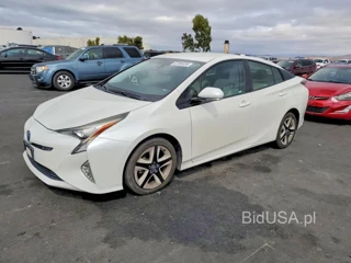 TOYOTA PRIUS FOUR TOURING