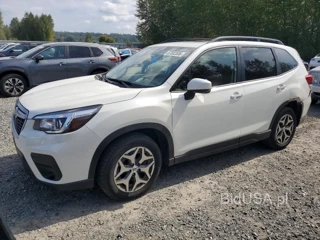 SUBARU FORESTER PREMIUM