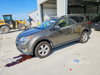 TOYOTA RAV4 XLE