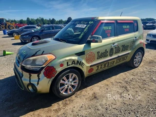 KIA SOUL +