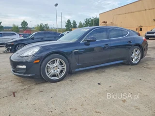 PORSCHE PANAMERA S