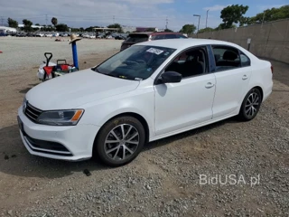 VOLKSWAGEN JETTA SE