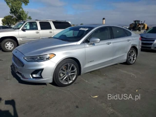 FORD FUSION TITANIUM