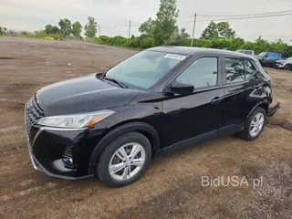 NISSAN KICKS S