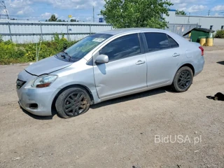 TOYOTA YARIS BASE