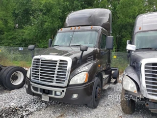 FREIGHTLINER CASCADIA 113