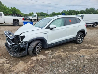VOLKSWAGEN TAOS SE