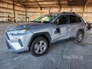 TOYOTA RAV4 HYBRID XLE