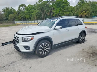MERCEDES-BENZ GLB 250