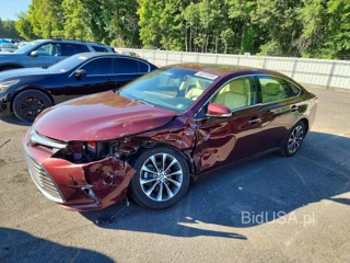 TOYOTA AVALON XLE PREMIUM