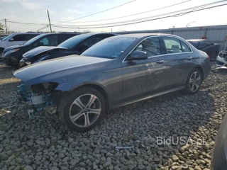 MERCEDES-BENZ E 300 4MATIC