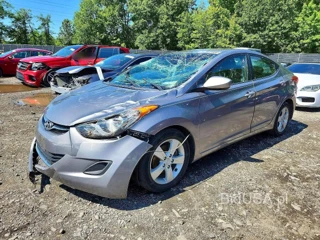 HYUNDAI ELANTRA GLS
