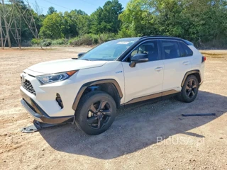 TOYOTA RAV4 XSE