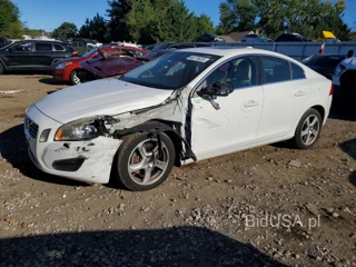 VOLVO S60 T5