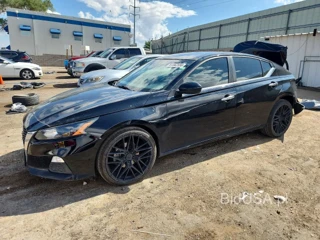 NISSAN ALTIMA S